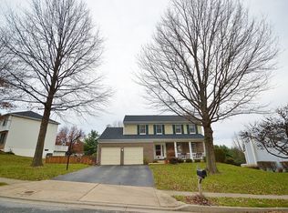 13 Birch Bark Ct, Owings Mills, MD 21117