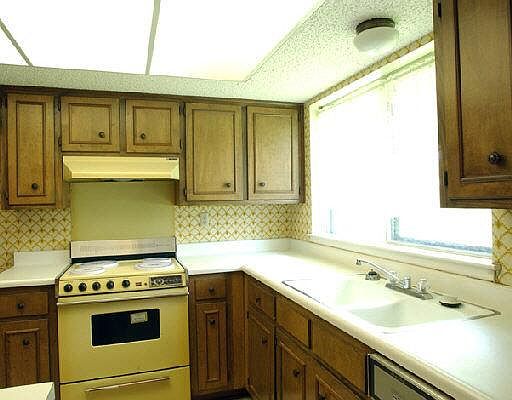 5th image of 4827 MICHAEL COLLINS DR