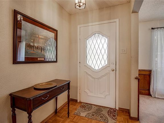 4th image of 7009 Harvest Hill Dr
