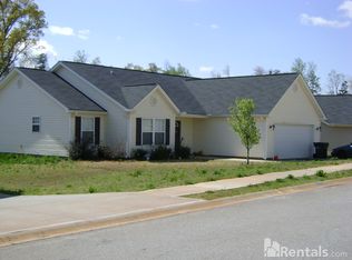 4 Slate Ln, Greer, SC 29650
