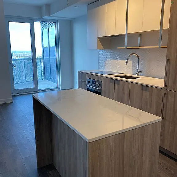 15 Holmes Ave #2907 — Photo 2