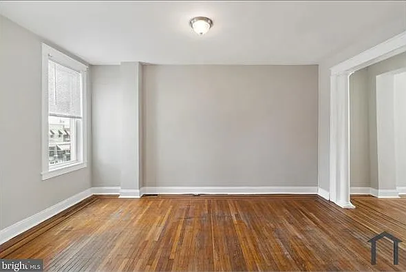 614 N Grantley St — Photo 5