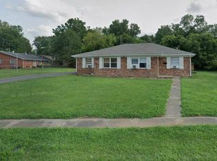 638 Greenbriar Dr #B, Harrodsburg, KY 40330