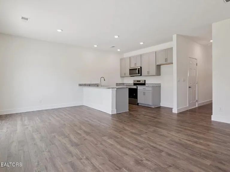 3567 Bisham Wood Ln — Photo 14