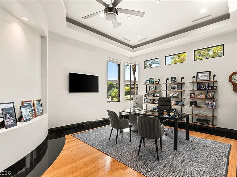 2 Castle Oaks Ct — Photo 23