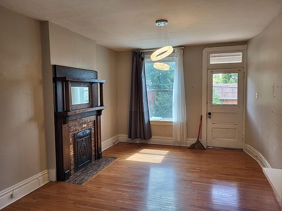 2nd image of 6439 Wade Ave