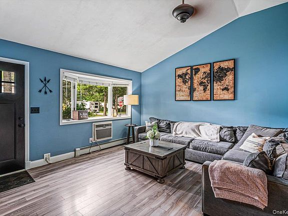 4th image of 4 Coleman Avenue