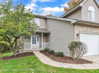 2931 Marfitt Rd, East Lansing, MI 48823