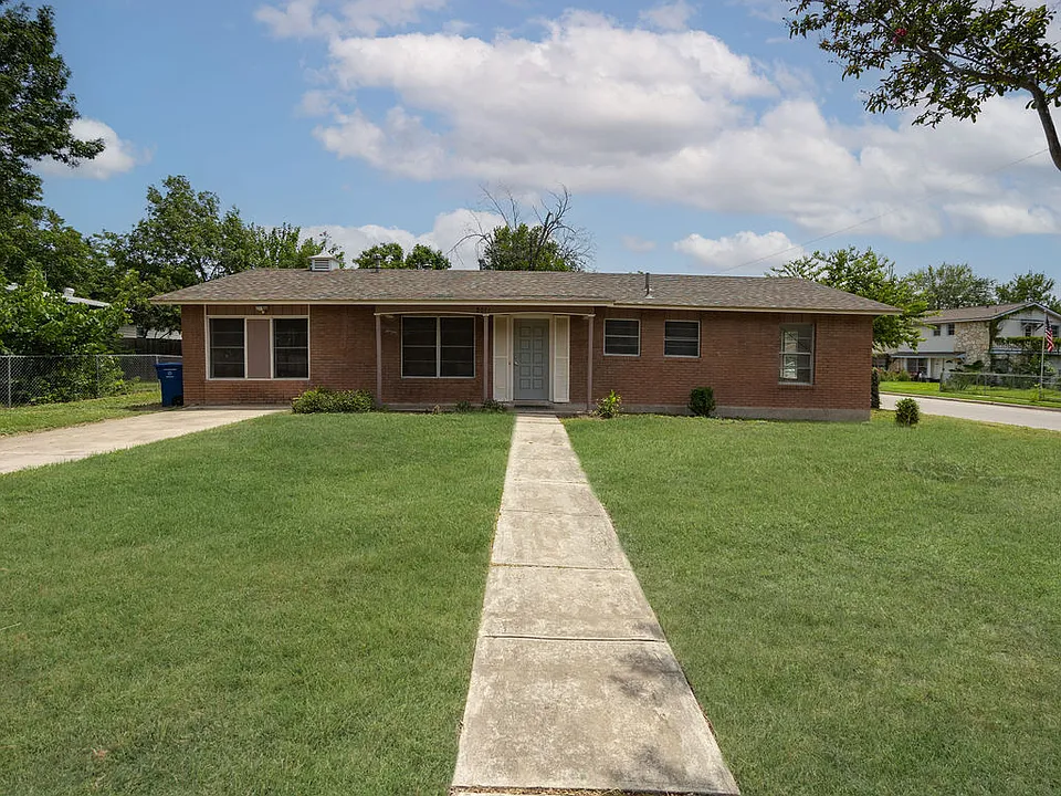 8011 Pistol Ln