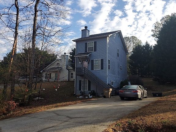 2nd image of 4910 Brookwood Dr