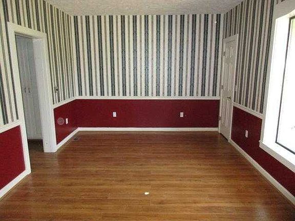 .Formal dining