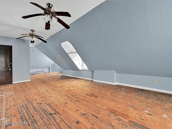 45th image of 315 S Centre St