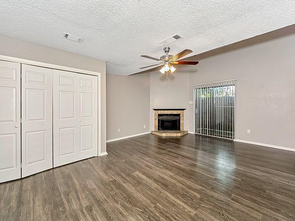 3rd image of 3829 Murray Ct