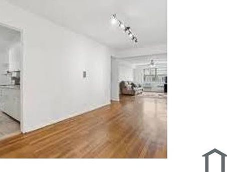 2nd image of 1066 Walton Ave