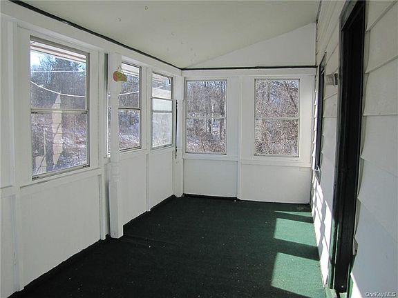 2nd image of 28 Allen Dr