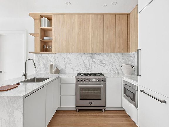 2nd image of 1019 Hancock St #2R