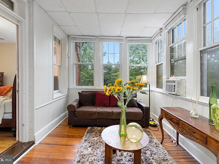 1501 Crittenden St NW — Photo 15