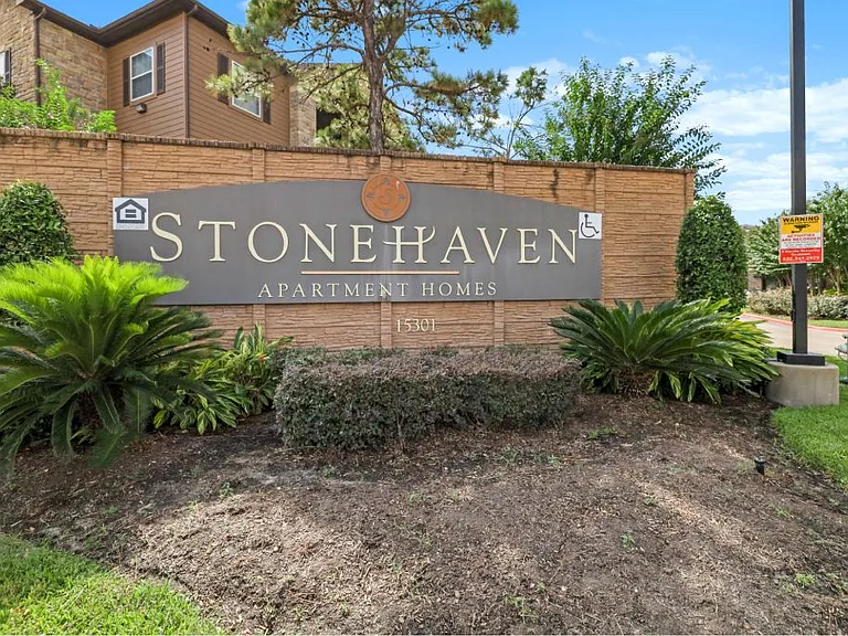 Welcome home to Stonehaven Apartments in Houston, TX