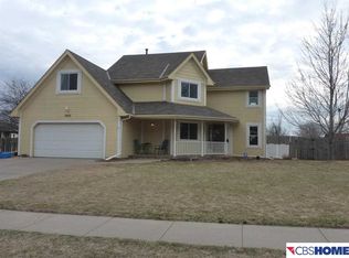 1603 Le Baron Dr, Papillion, NE 68133