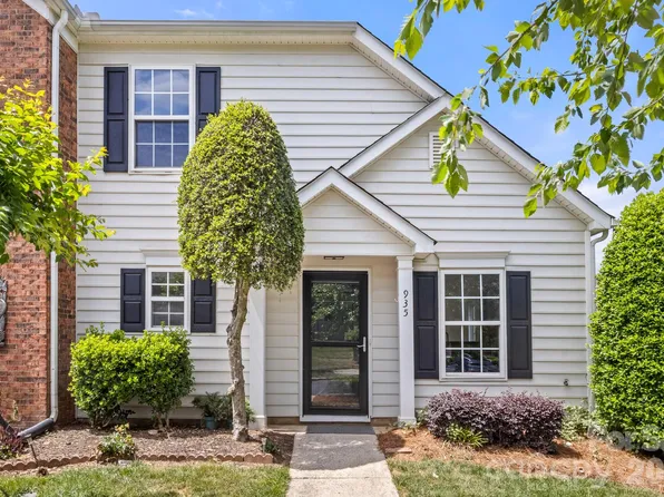 935 Heritage Pkwy, Fort Mill, SC 29715
