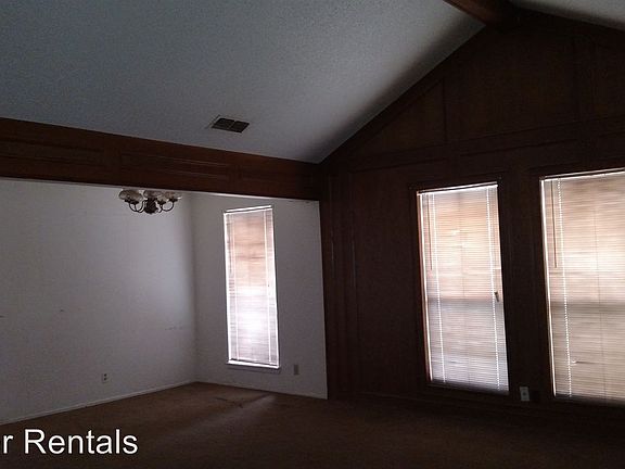 5th image of 4356 N Esmond Dr