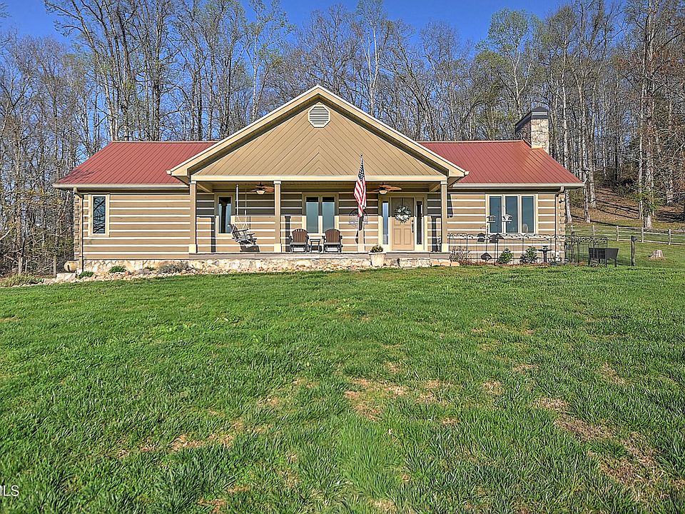 12th image of this home