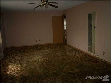 3rd image of 3020 Boulder Ave