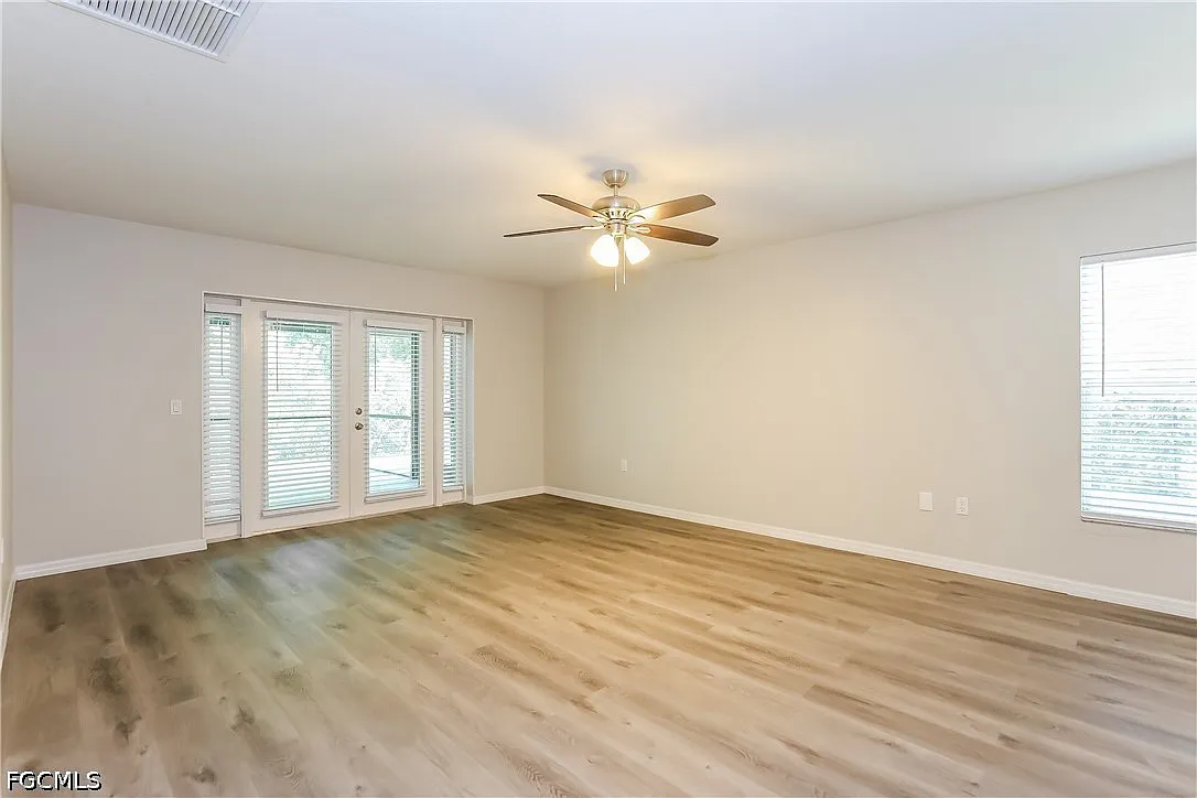 3 bed, 2.0 bath, 1754 sqft, $1,875 — Photo 4