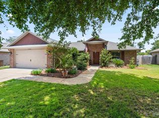 1656 Oakhill Rd, Gulf Breeze, FL 32563