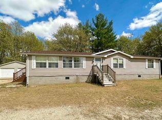 445 Hillview Rd, Winchester, IL 62694