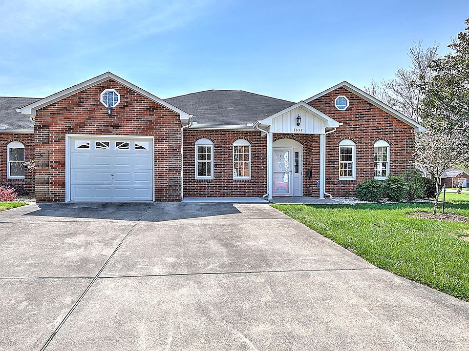 1st image of 1857 Manor Ct #1857