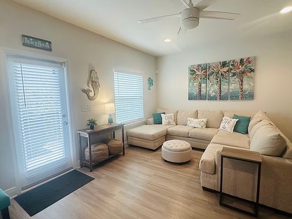 3rd image of 7591 Shadow Lake Dr