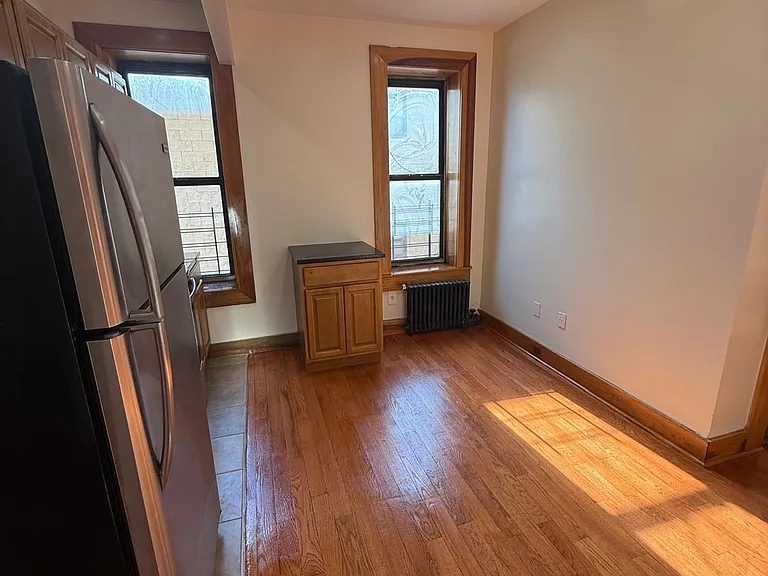 701 Avenue C #B3 — Photo 2