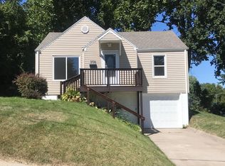 3106 Clay St, Omaha, NE 68112