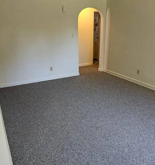 730 Chenango St #D17 — Photo 3