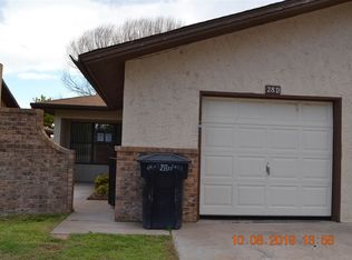 28 Bent Tree Rd APT D, Roswell, NM 88201