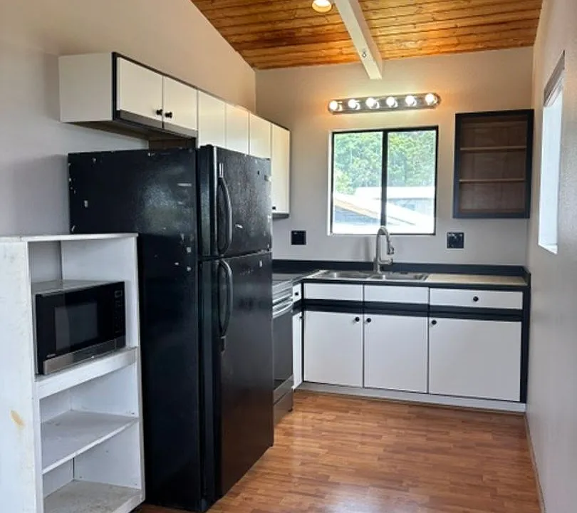 75-177 Kalani St