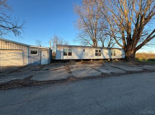 17 S Nixon Ave, Peebles, OH