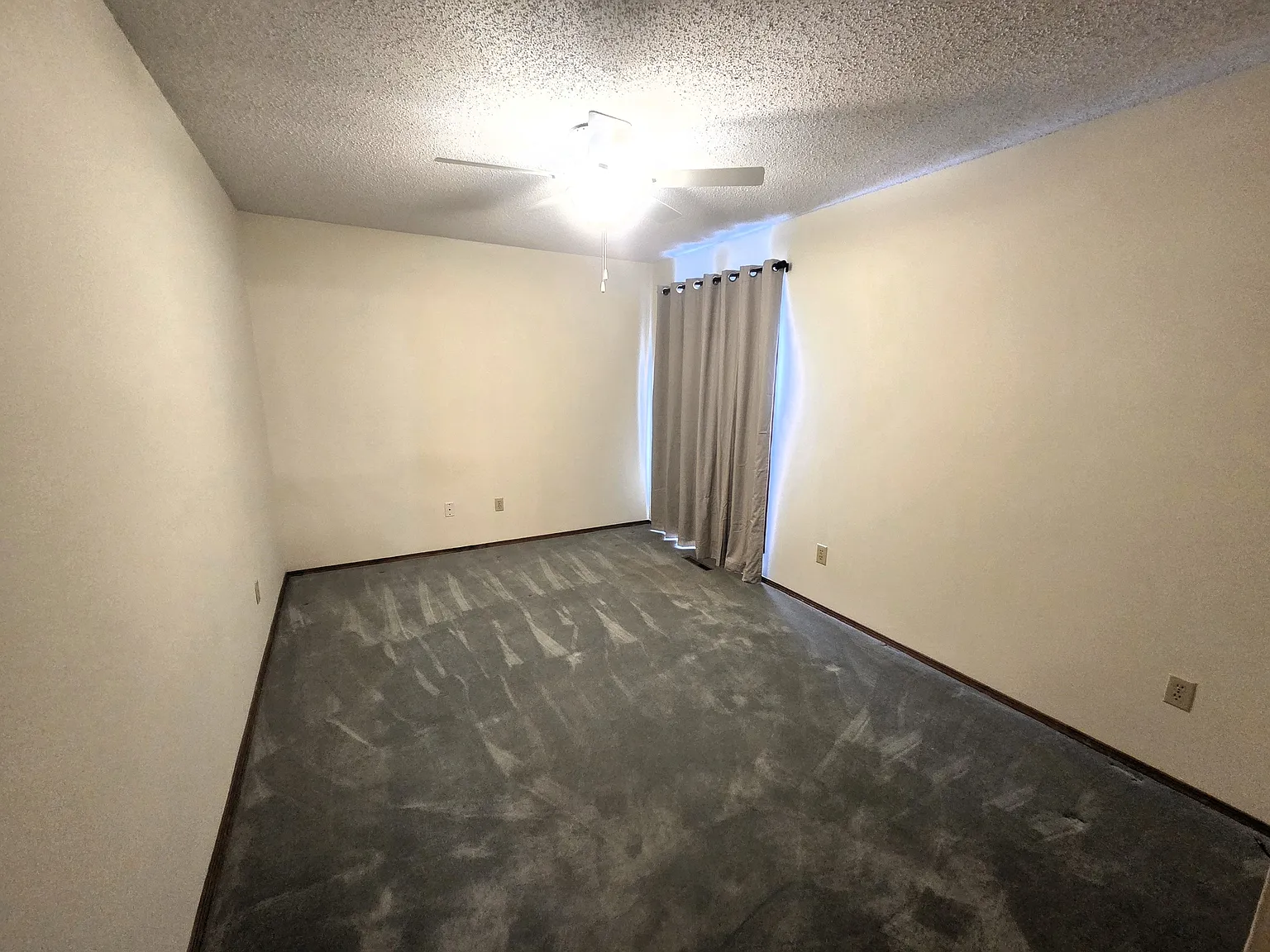 2045 South Kentwood Avenue - 1 — Photo 3