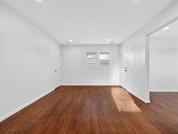 5th image of 269 Schuyler Ave Floor 2
