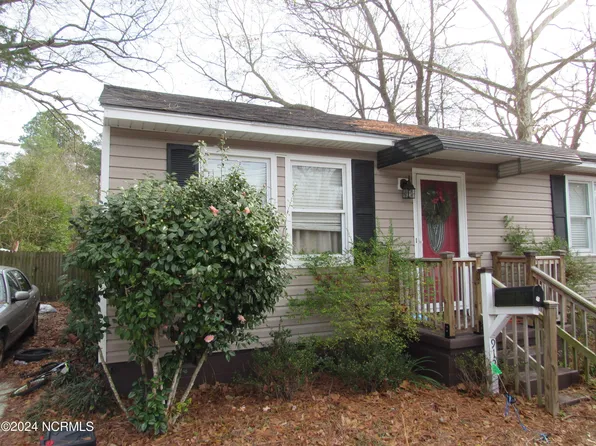 912 Simmons Street, New Bern, NC 28560