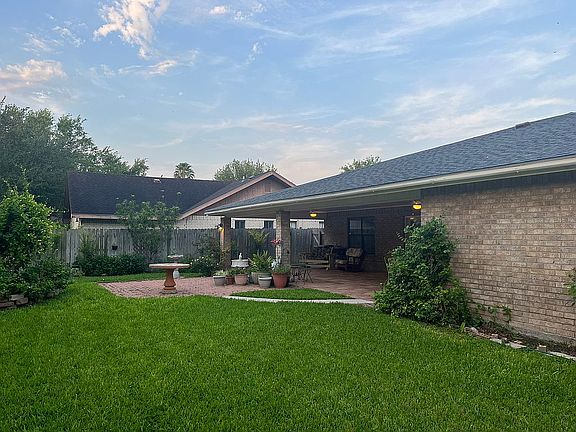 Large fenced back yard!