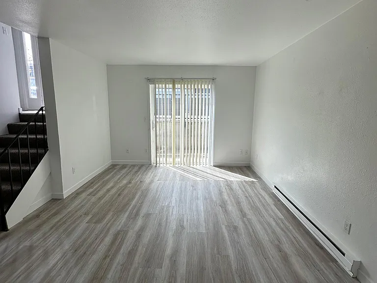 Stark Street Townhomes — Photo 40