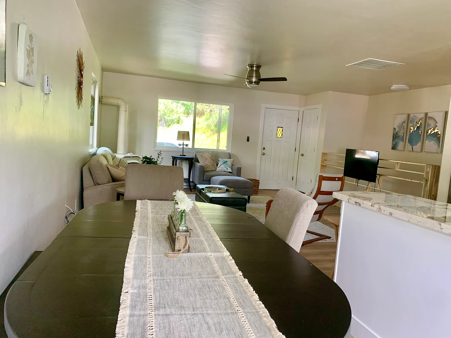 4 bed, 1650 sqft, $3,200 — Photo 3