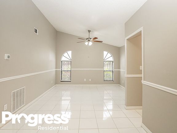 4th image of 1562 Wyman Cir