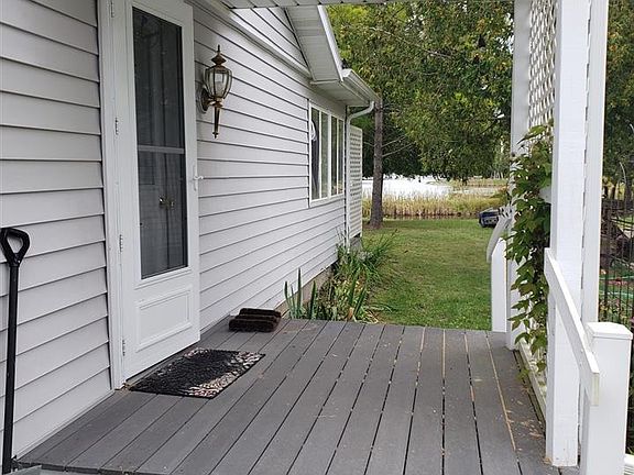 5th image of 4420 Lakeview Dr