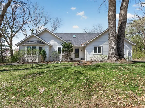 1207 Birch St, Saint Paul, MN 55119