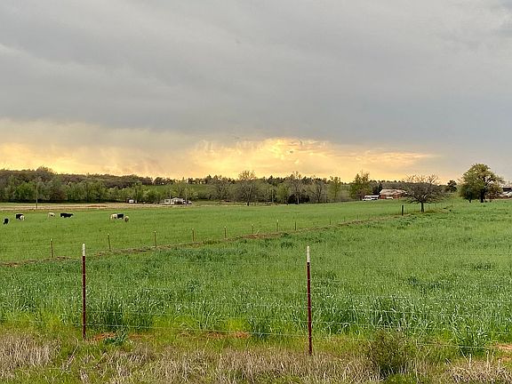 3rd image of 3677 Old Highway 81