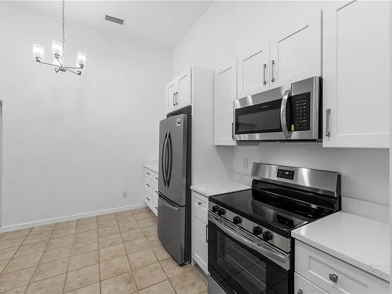 27123 Matheson Ave #206 — Photo 9