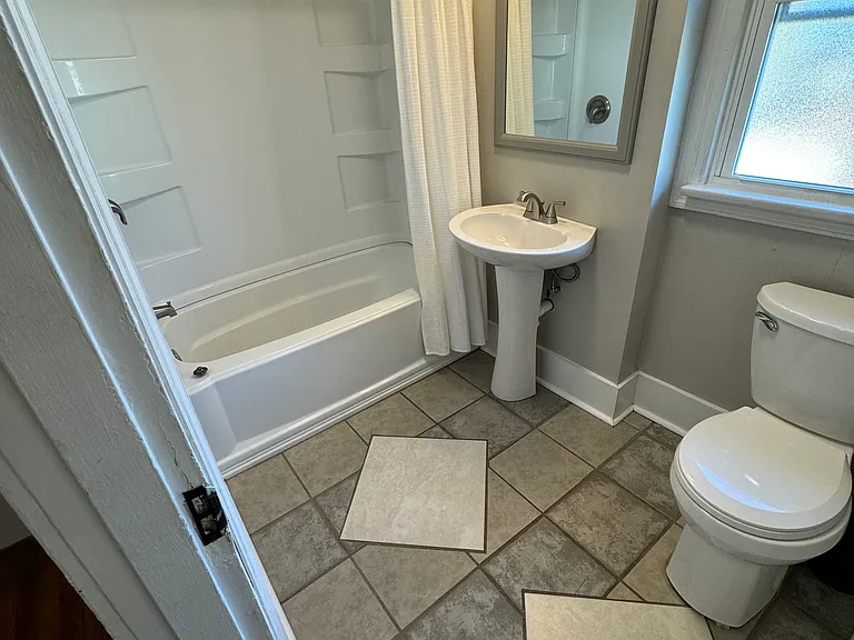 3015 Wayne Ave — Photo 14